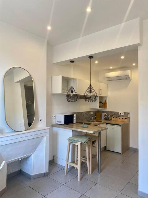 Joli Appartement Tres Proche De La Mer Marseille Eksteriør billede